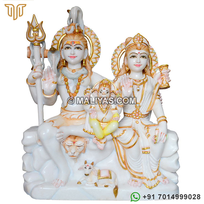 Beautiful Shiv Parivar Carved out in Marble