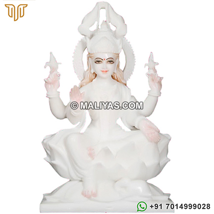 Exquisite Idol of Goddess Lakshmi